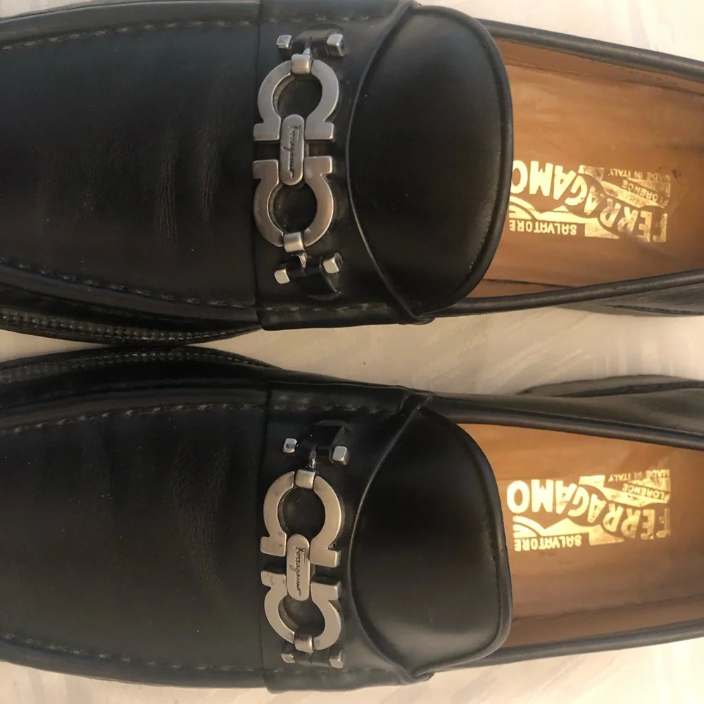 Salvatore Ferragamo Black Leather Gancini Bit Slip-On Loafers